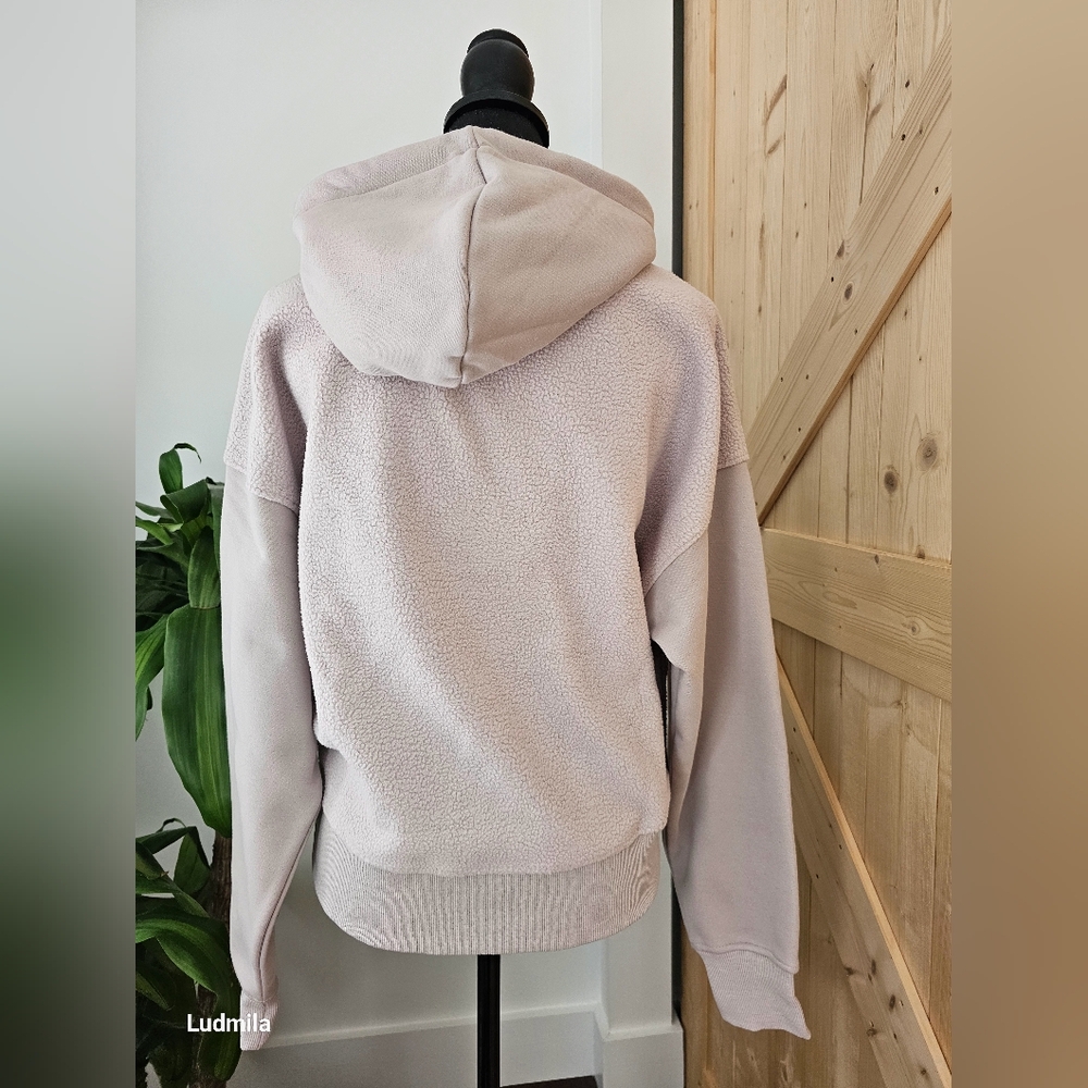 LOLE size M womens' abalone hoodie - Picture 8 of 8